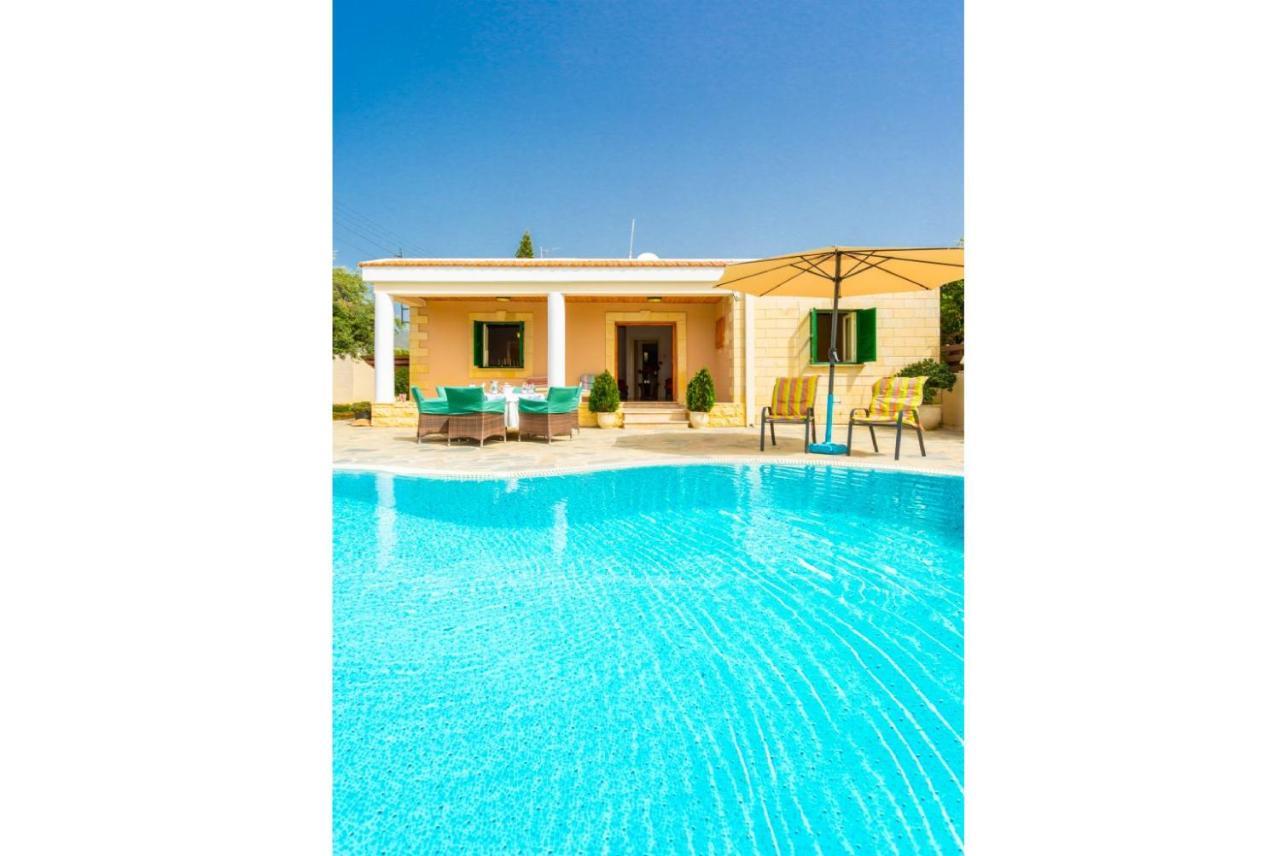 Villa Constantinos Kato Yialia Exteriér fotografie
