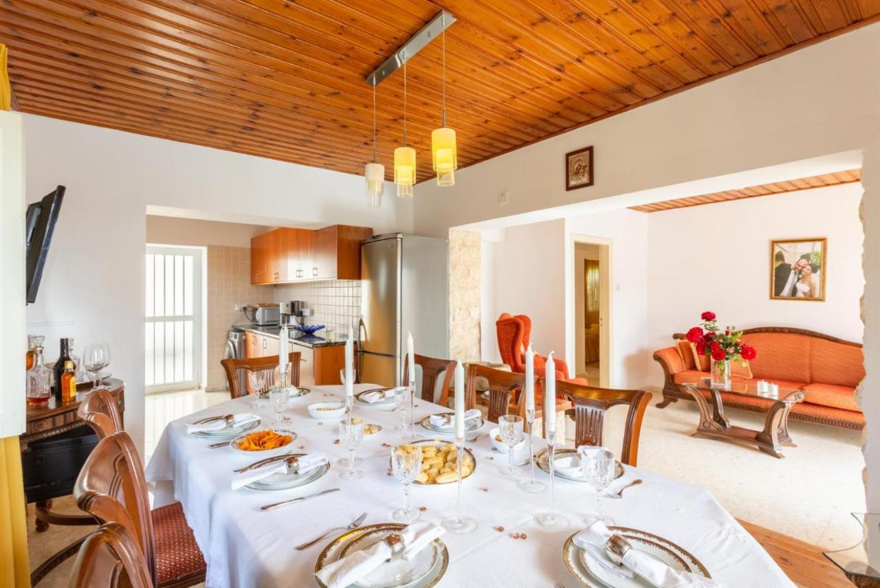 Villa Constantinos Kato Yialia Exteriér fotografie